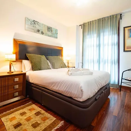 Larus Apartamento Апартаменти Хіхон